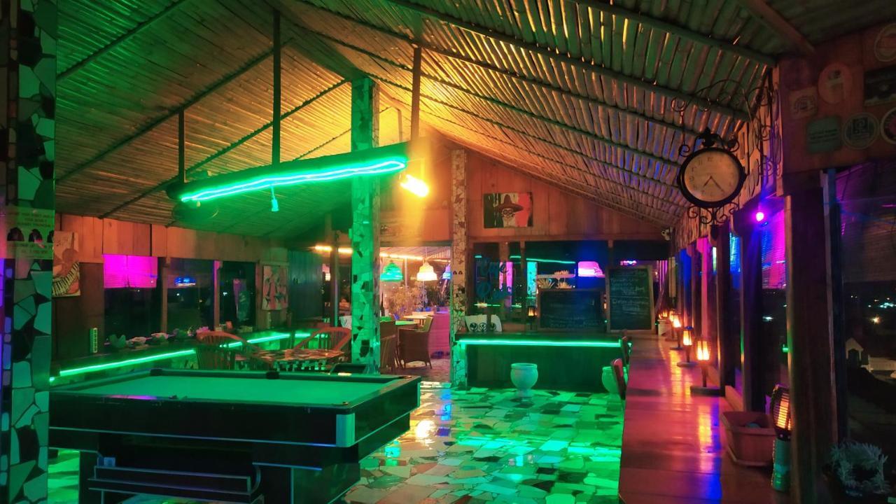 Hotel La Hasienda Kupang  Exterior foto
