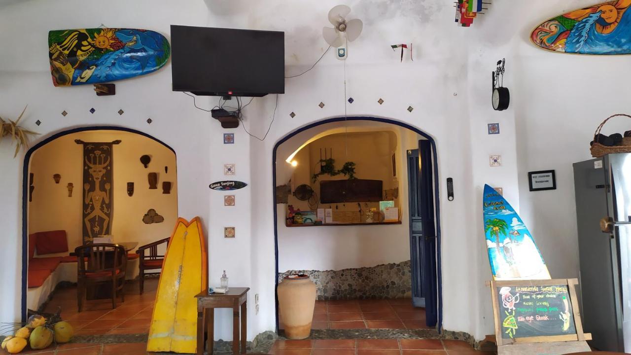 Hotel La Hasienda Kupang  Exterior foto