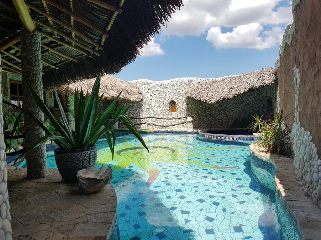 Hotel La Hasienda Kupang  Exterior foto